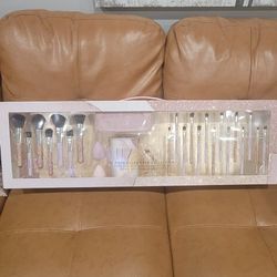 Tik Tok Sensation GLITZ & GLAM Brush Set 