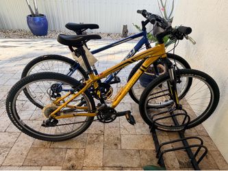 Specialized Mountain Bike