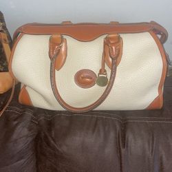 Vintage Dooney Bourke Gladstone Handbag Classic Fashion Style Circa 1990s