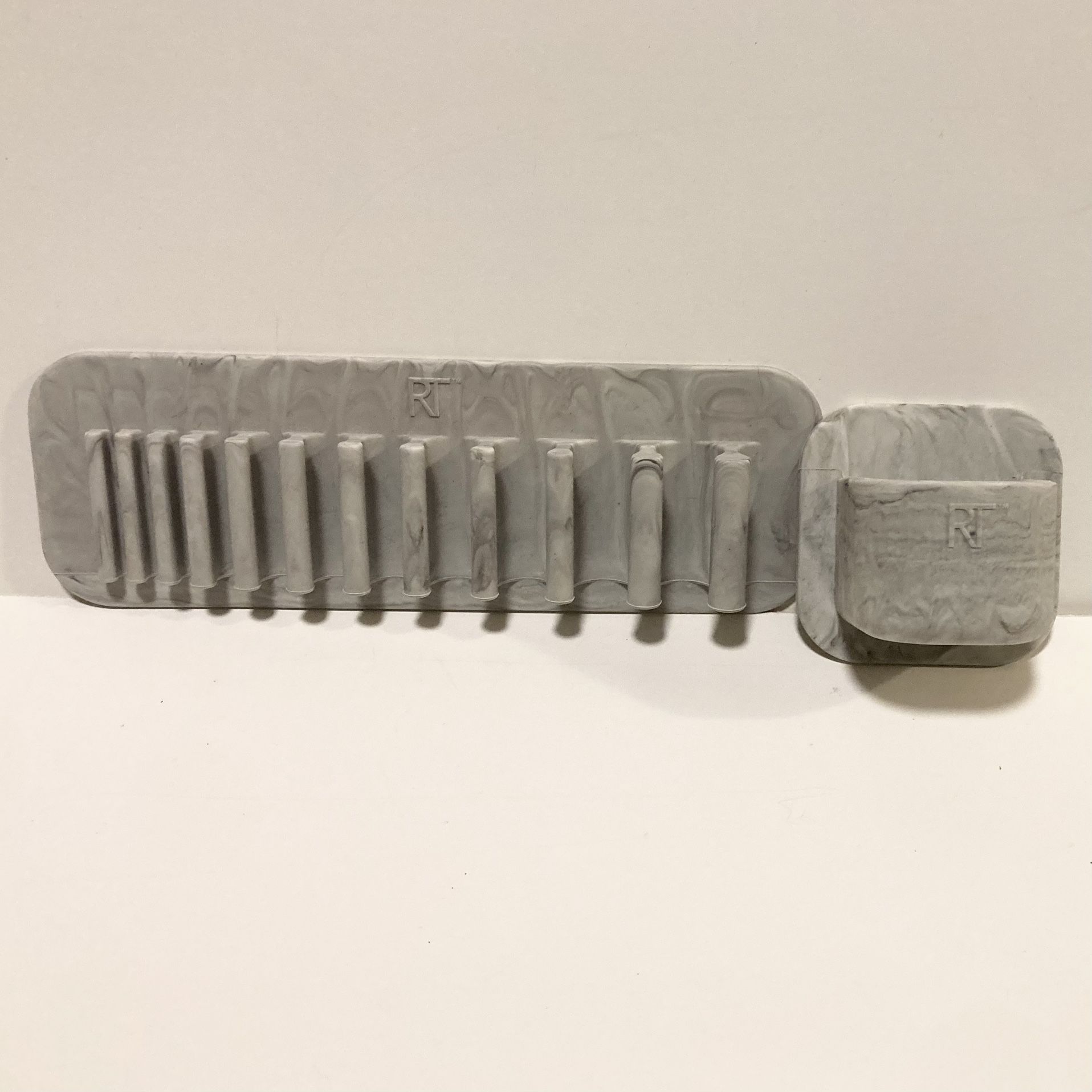 Bundle - Makeup Brush/Sponge Holder