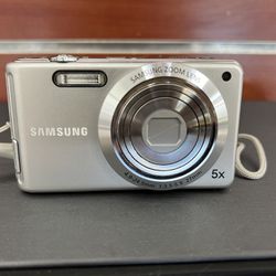 Samsung Camera TL110
