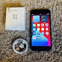 iPhone 7 Plus 32 GB Unlocked 