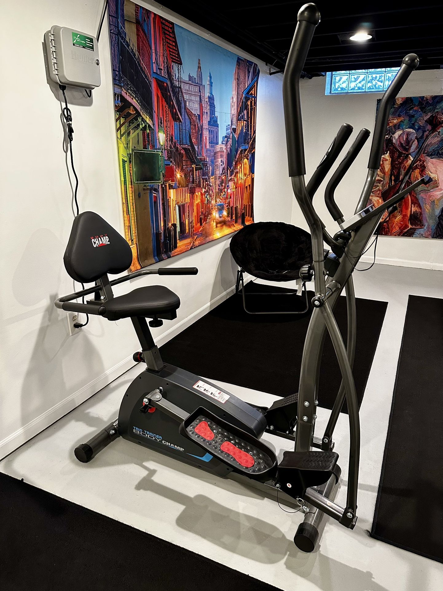  SOLID, WELL MADE 3 IN 1 TRAINER. SPACE SAVING EASY TO MOVE