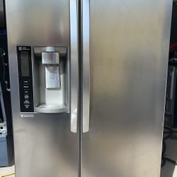 Lg Refigerator 