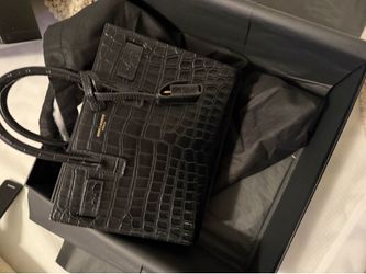 SAC DE JOUR IN CROCODILE-EMBOSSED LEATHER - BABY BLACK