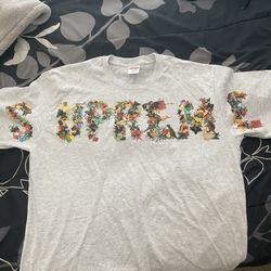 Medium Supreme Shirt DS