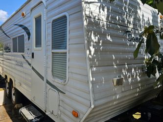 2006 Coachman Cascade Trailer