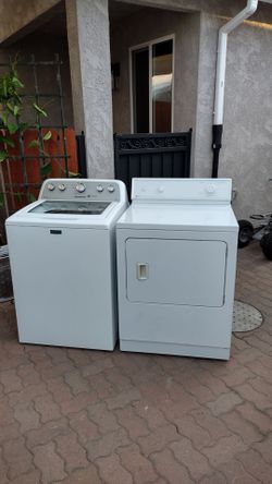 Washer and gas dryer