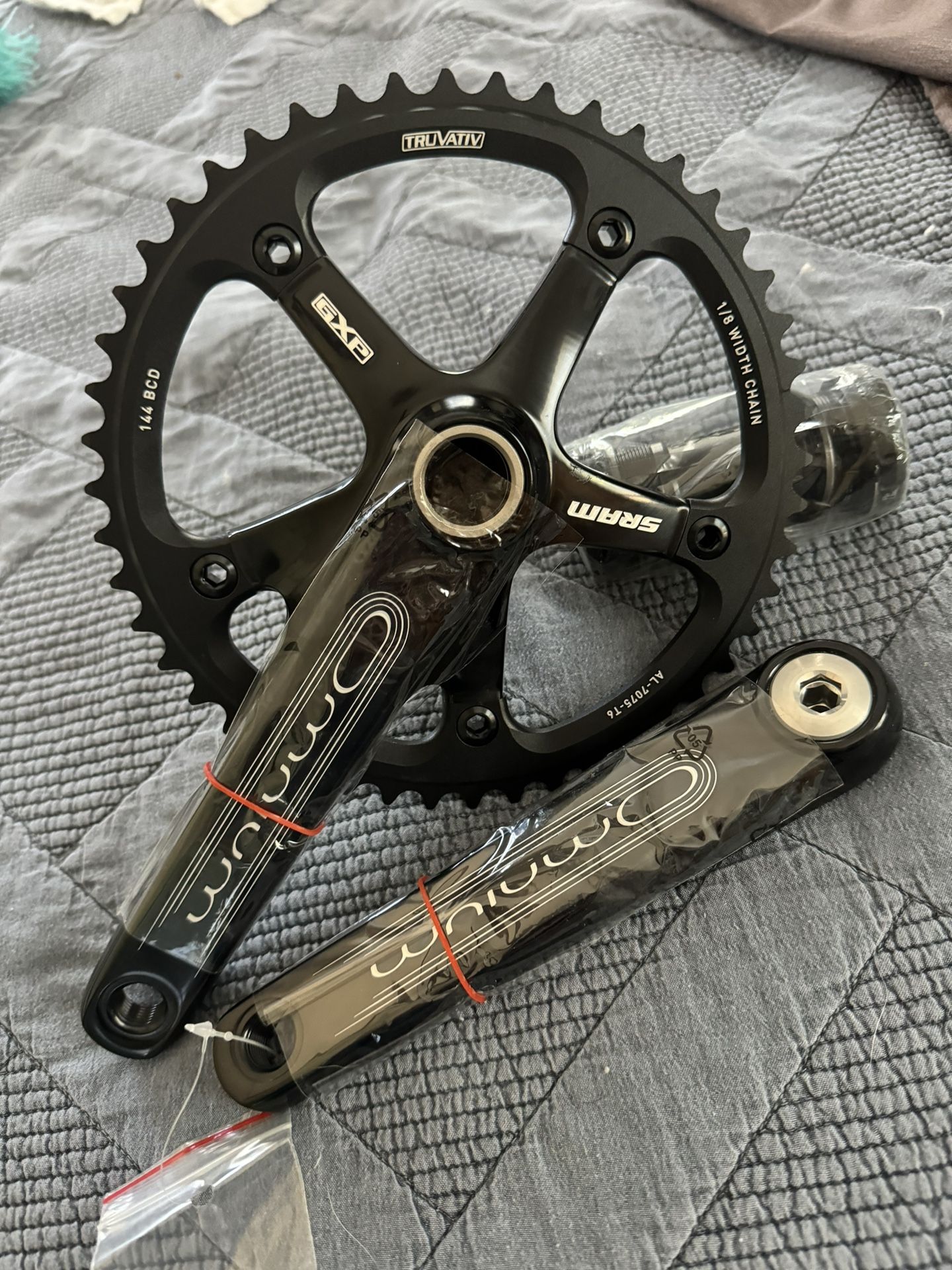 SRAM Omnium Crankset w/GXP Bottom Bracket, Black 170mm
