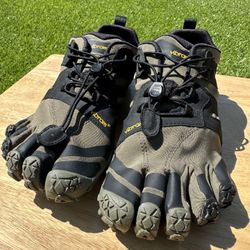 Vibram V-Trail 2.0 Women’s Size 8.5-9.0
