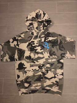 Santa cruz hoody sz M