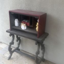 Outdoor Decor Stand With Ornaments 