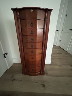 Jewelry armoire