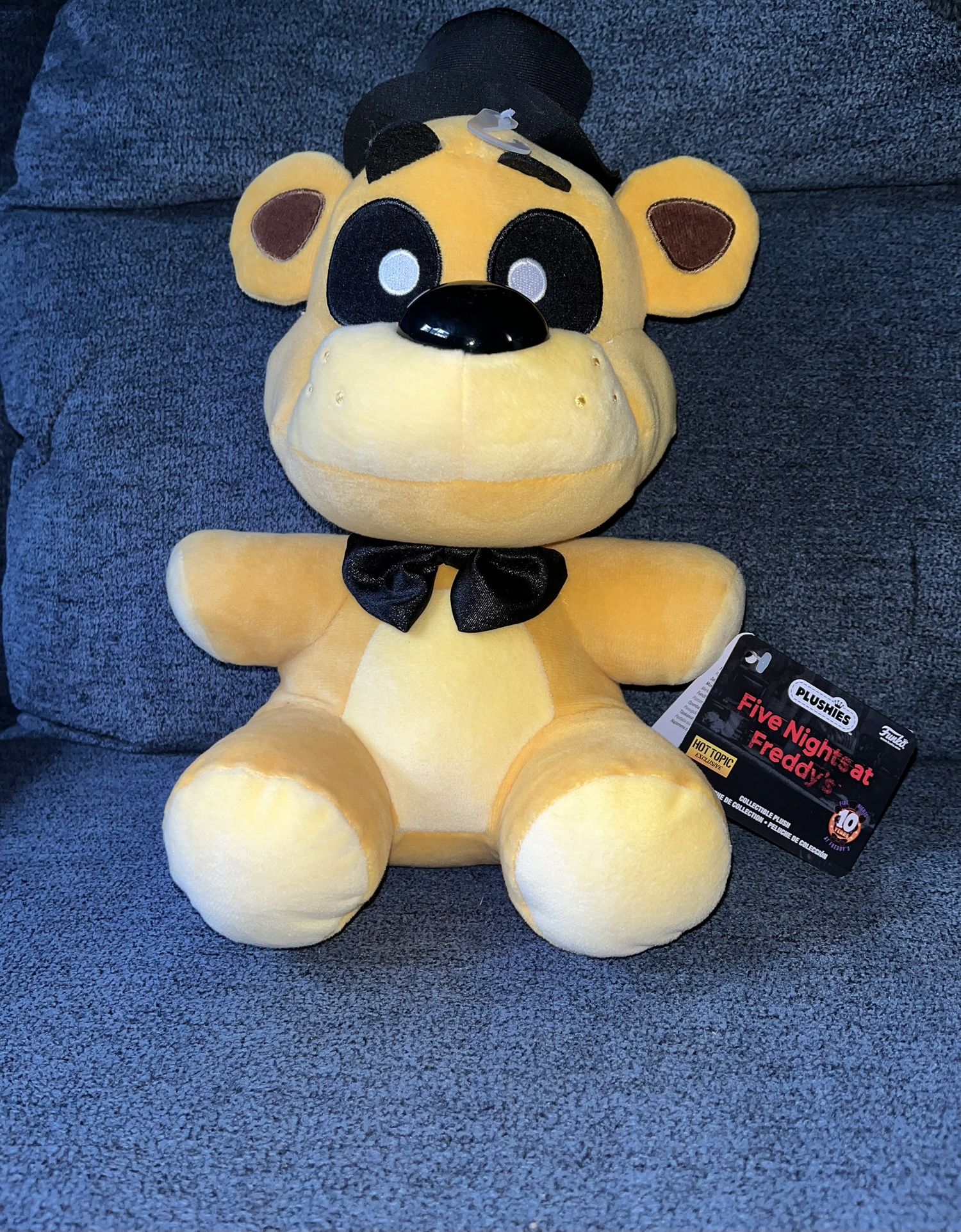 Funko Five Nights At Freddy's Golden Freddy Plush Hot Topic Exclusive BRAND NEW
