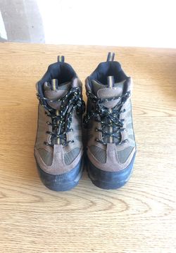 Boys boots