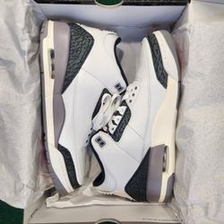 Air Jordan 3 Retro Cement Grey, NIB Sz10