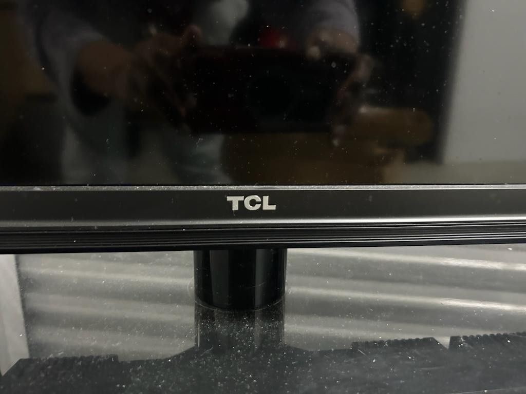 50" TCL Smart TV - Needs Remote