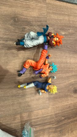 Dragon Ball Figurines