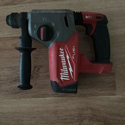 Milwaukee Rotary Hammer