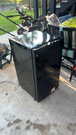 Small refrigerator