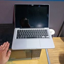 2018 MacBook No Charger 