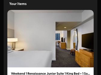 Splash House Renaissance Room Suite W1