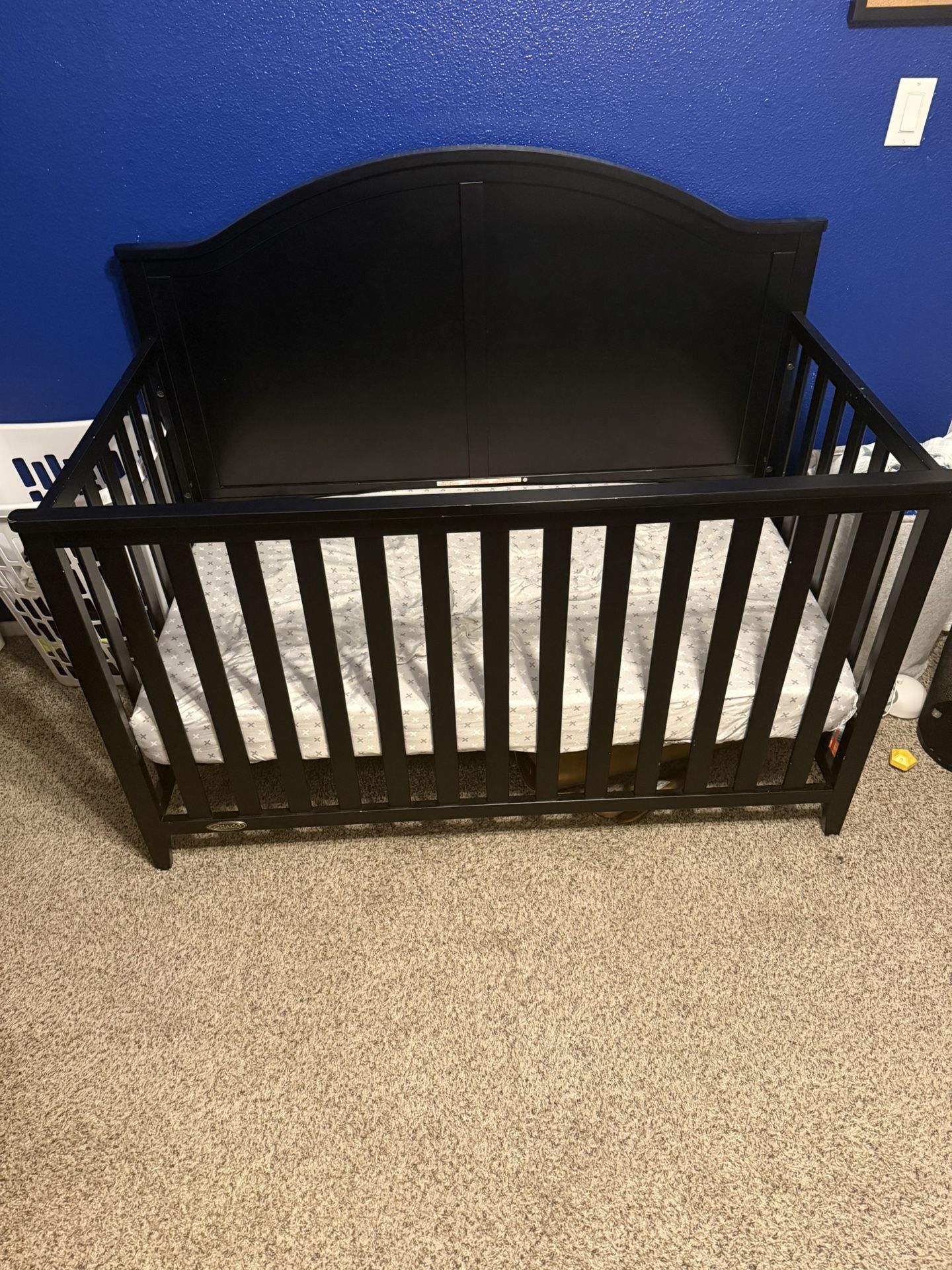 Graco Convertible Crib 