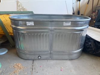 Metal raised garden bed stock tank