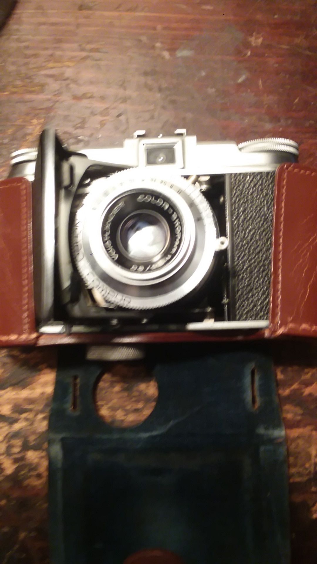 Vito 2 voigtlander 35 mm camera with case.