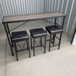 Bar Table With 3 Stools 