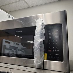 New Frigidaire 30" Wide Stainless Steel Over The Range Microwave Oven 