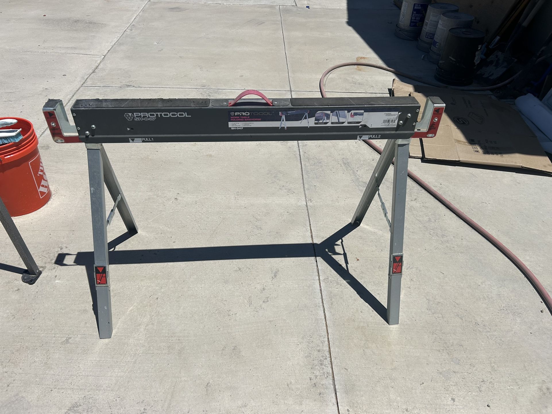 Sawhorse Table 2pz