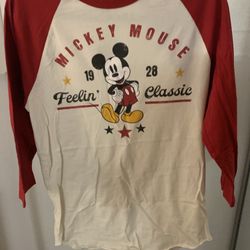 Men’s Medium Mickey Mouse Baseball Tee