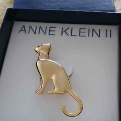 Anne Klein ll Gold Tone Cat Brooch (NIB)