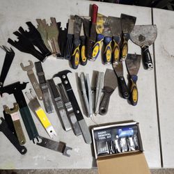 Putty knife's seal puller radio door handle tools