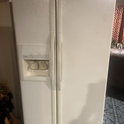 Whirlpool Refrigerator 
