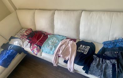 17 Pieces Of Girls Size 10 Clothing