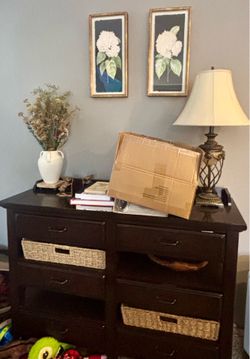 Wood credenza with baskets