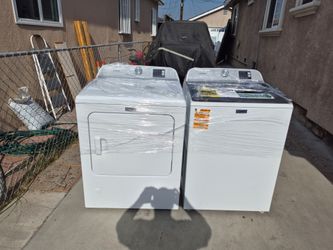 Maytag washer and dryer are open box 500