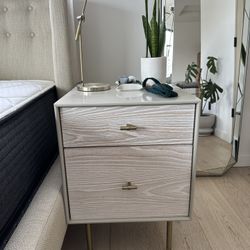 2 West elm Nightstands 