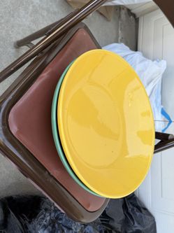 Spaghetti or serving bowls