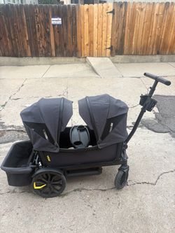 Veer Wagon -used like new.  INCLUDES ALL ACCESSORIES