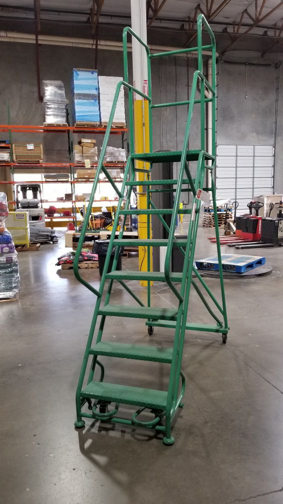 Ladder Industries Rolling Platform Ladder 6ft 3in