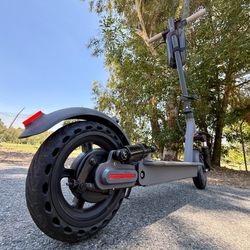 Electric scooter