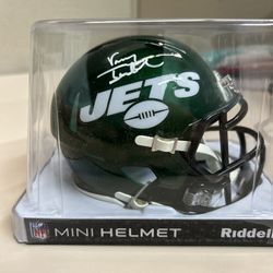 Vinny Testaverde Signed New York Jets Mini Football Helmet (Beckett)