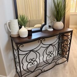 Kirkland’s Entrance Table 