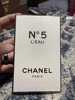 CHANEL Number 5