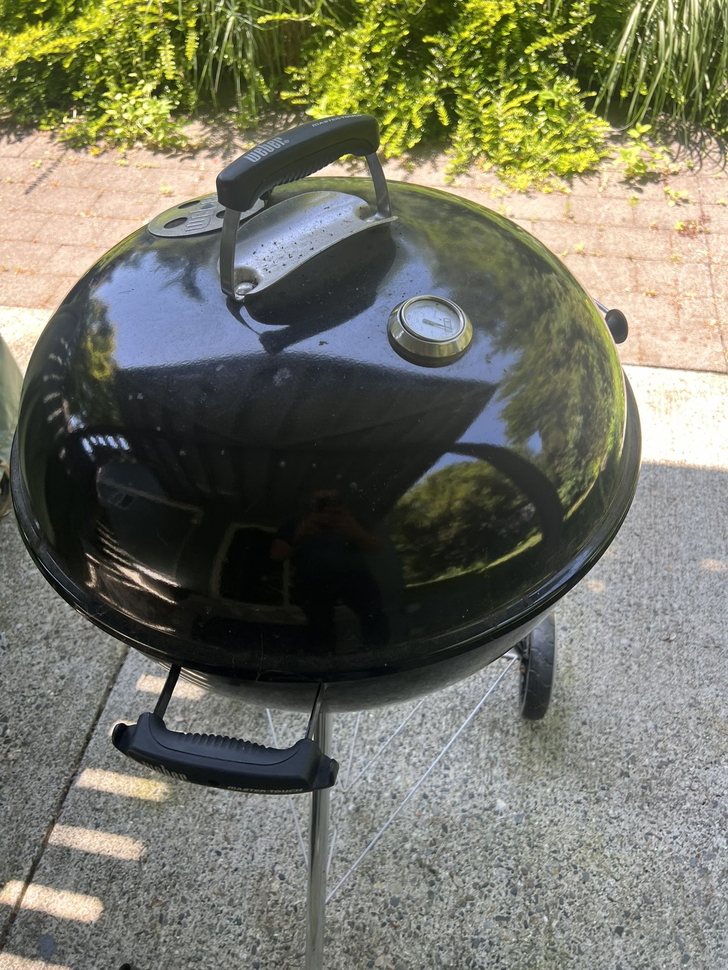 Webber Kettle Grill & Slow And Sear
