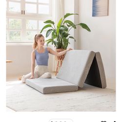 Tri Fold Memory Foam Mattress Twin Size 4 in Thickness