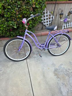 Bike ladies